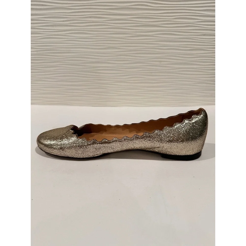 Chloe Lauren Ballet Flats‎ Womens 38.5 Gold Scalloped Metallic Leather